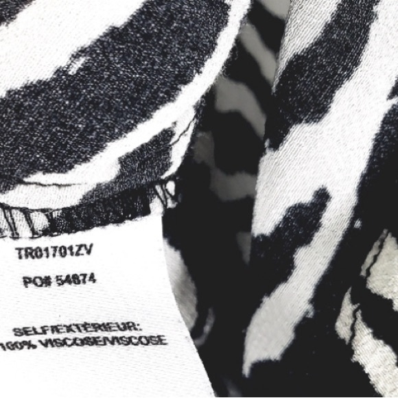 DEREK LAM 10 CROSBY Kosma Zebra Print Button Down Shirt - Crepe - EUC - Picture 13 of 15